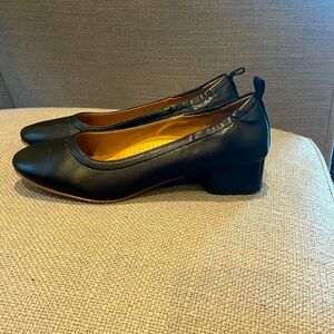 Women’s Susina pumps, Size 7.5
